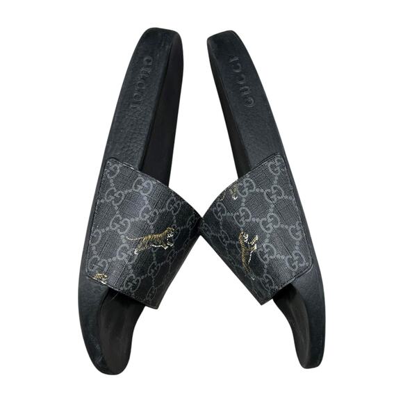 Sandals_&_Flip_Flops